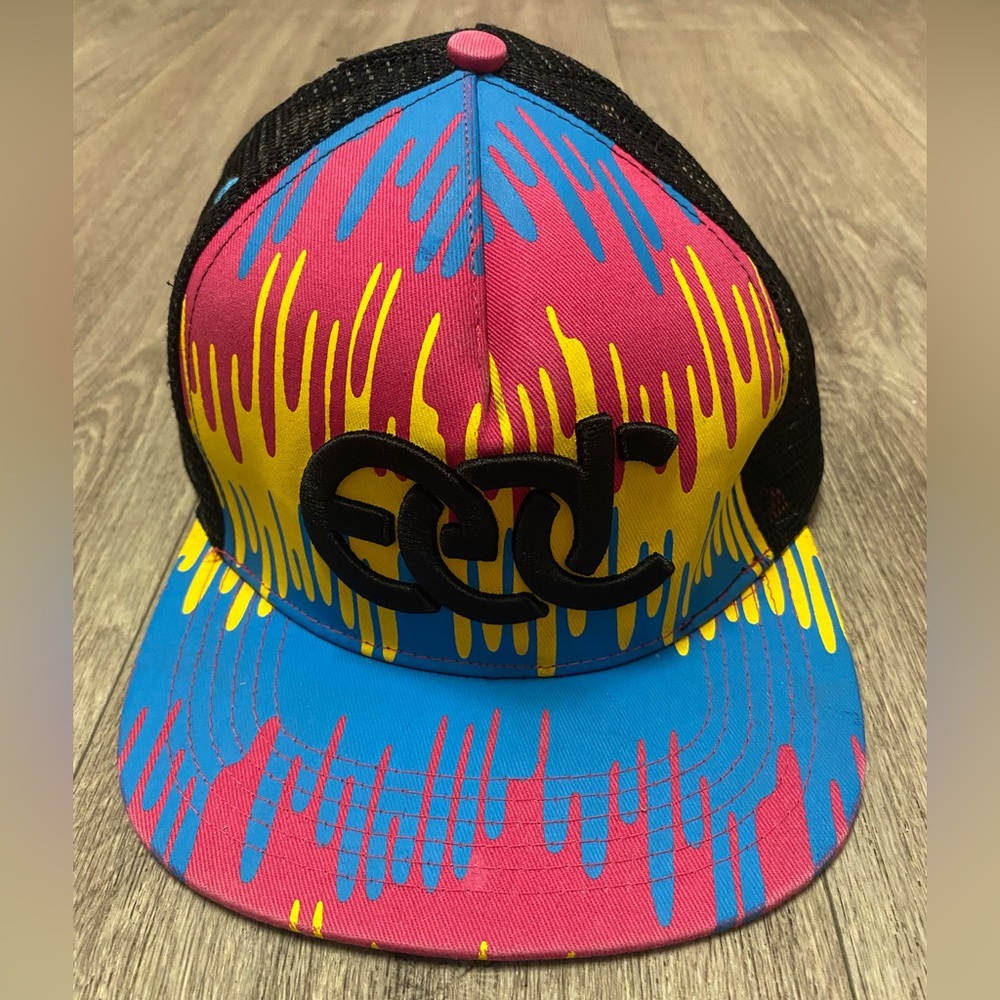 EDC Colorful Trucker Hat with 3D lettering
